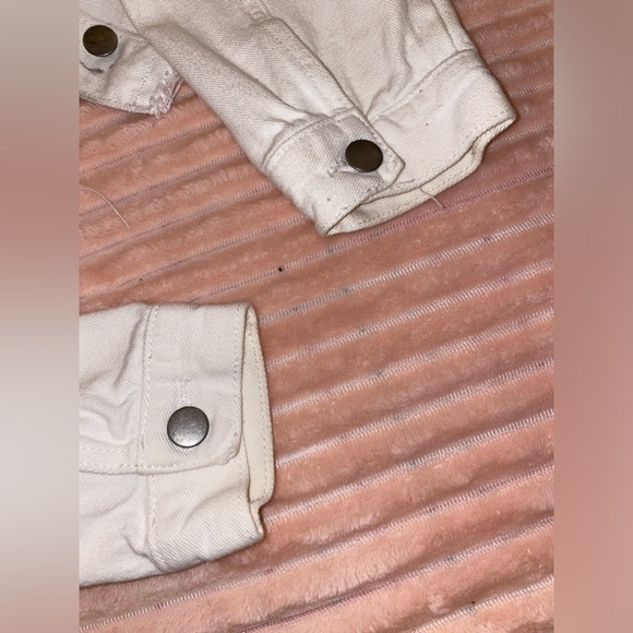 JW Signature Los Angeles Cropped Jean Jacket - Size S - Picture 9 of 10